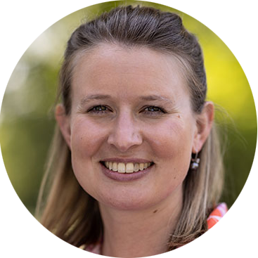 Dr. Veronika Drexl